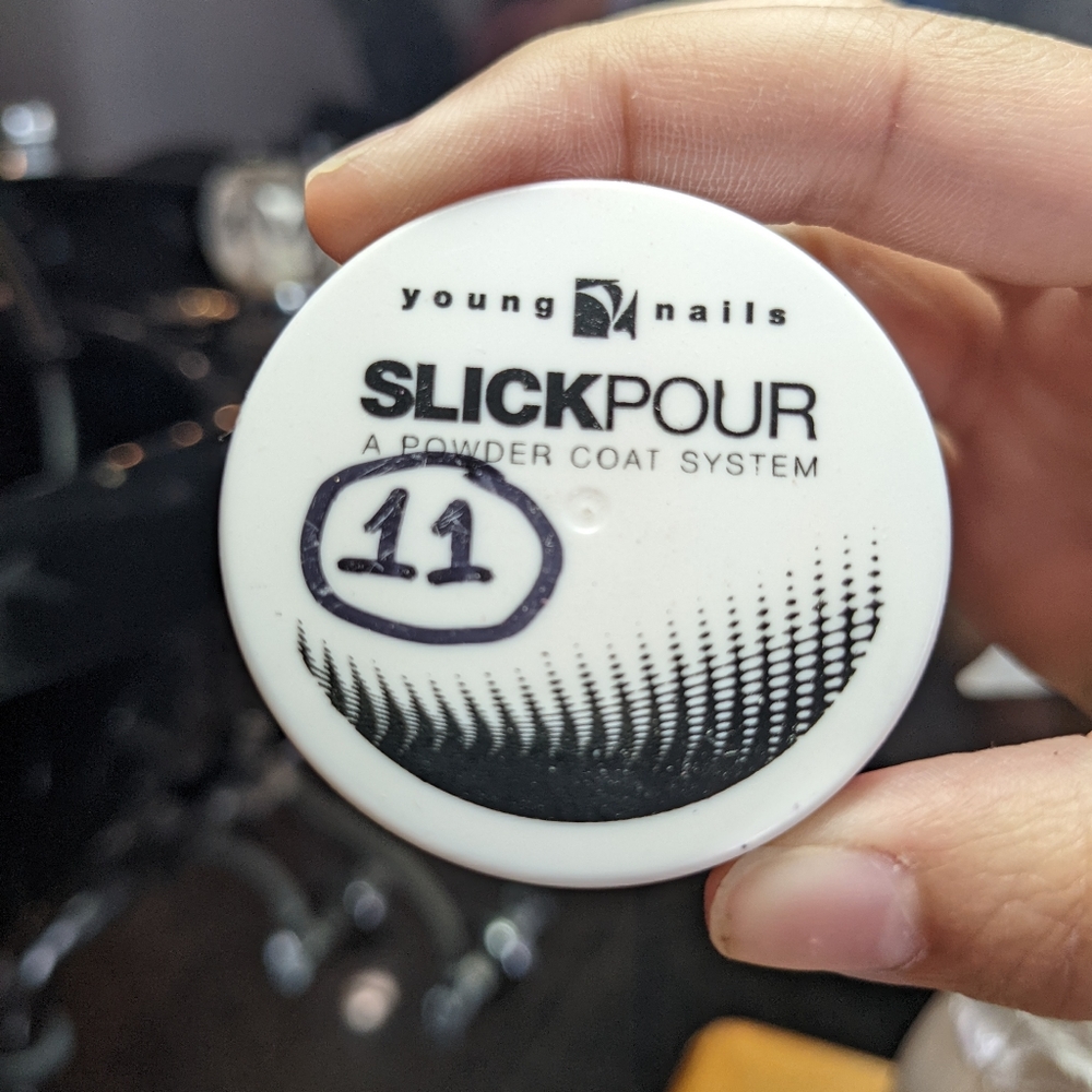 Slick Pour Powder